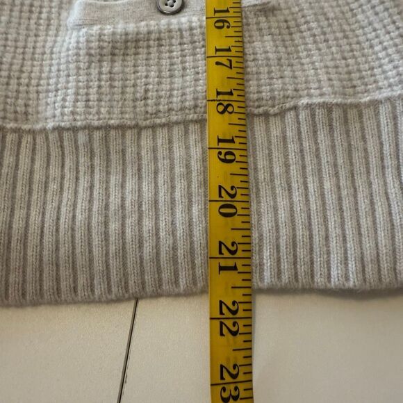 Club Monaco Heather Gray Cashmere/Lambswool Blend Waffle Knit Hooded Sweater SzM - Picture 12 of 12